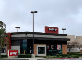 Wendy's outside