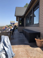 Rattlesnake Mountain Brewing Co outside