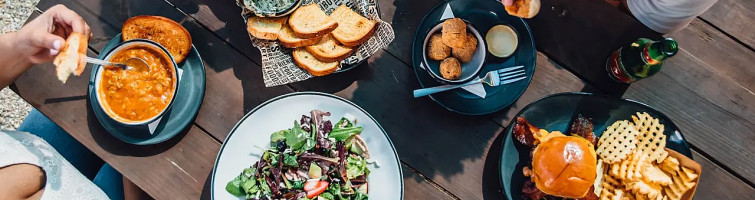 Walk-on's Sports Bistreaux — Juban Crossing food