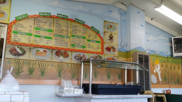 Larosa's Pizzeria Centerville outside