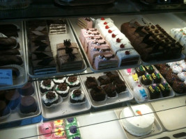 Tag's Bakery inside
