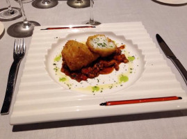 Rusconi's American Kitchen food