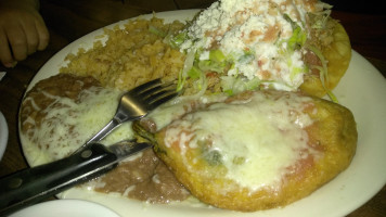 Taqueria Los Compadres food