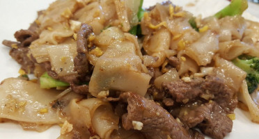 Kao Sook Thai Cuisine food