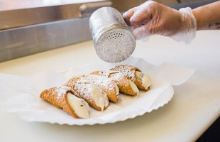 Milano's Pizza drink