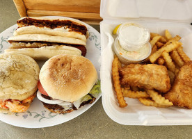 Mr. Mac's Canteen food