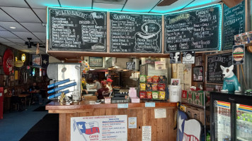 Miller's Cafe outside