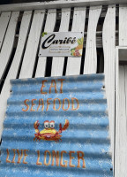 Crackers Island Grille outside