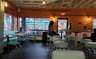 El Pollo Loco inside