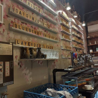 Colorado Sake Co. inside
