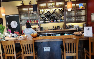 Thawan Thai inside