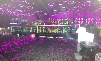 Insomnia Cookies outside