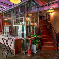 Jazzy Bagels inside