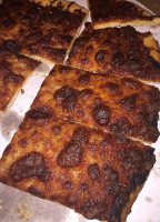312 Pizza Company food