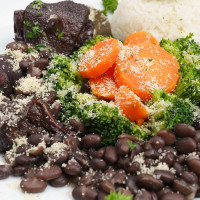 Favela Aroma food