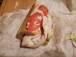 Milano's Pizza, Subs Taps food
