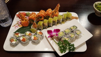 Volcano Sushi food