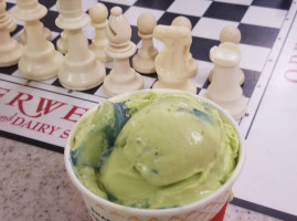 Oberweis Ice Cream And Dairy Store food