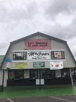 Magoo's Ice Cream Sandwich outside