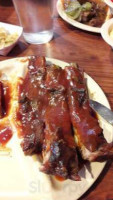 Carlile’s Barbecue food