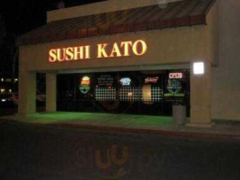 Sushi Kato outside