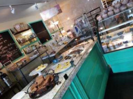 Gluten-free Miracles Bakery inside