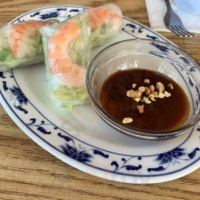 Three Sisters Vietnamese And Chinese Cuisine food