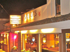 Saylor's Restaurant & Bar outside