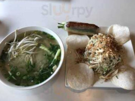 Pho Phu Linh food