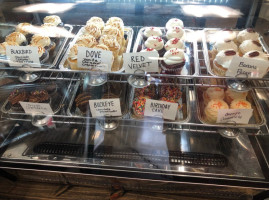 Blackbird Sweets (hertel Ave) food