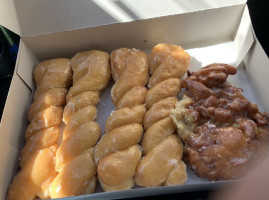 Heavenly Donuts inside