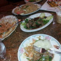 Renu Nakorn food