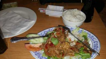 Aki Sushi Bar Bai Plu Thai Restaurant food