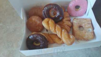 The Donut House food