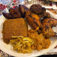 Maty’s African Cuisine food