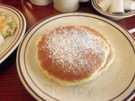 Flip's Pancake House food