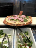 Pieology Pizzeria Cerritos Towne Center food