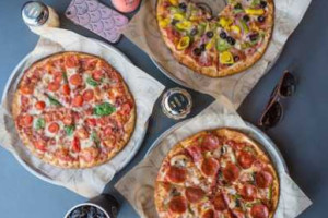 Pieology Pizzeria Cerritos Towne Center food