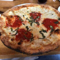 Cosimo's Brick Oven Of Middletown food