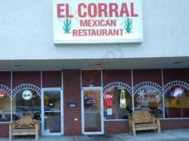El Corral Mexicano inside