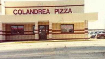 Colandrea's Pizza King outside