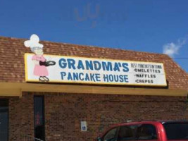 Grandma's Pancake House outside