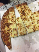 Olga Pizza food
