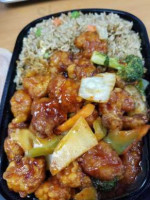 Liu's Wok food