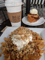 Bella Goose Coffee Wisconsin Dells Cafe On The River food