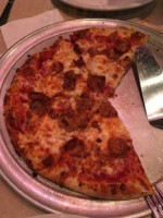 Lubo's New York Pizza food