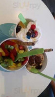 Yogurtland food