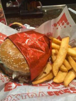 Red Robin Gourmet Burgers food