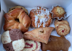 Panaderías Don Goyo food