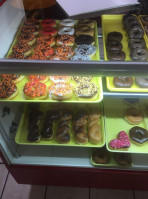 Jane's Donuts outside